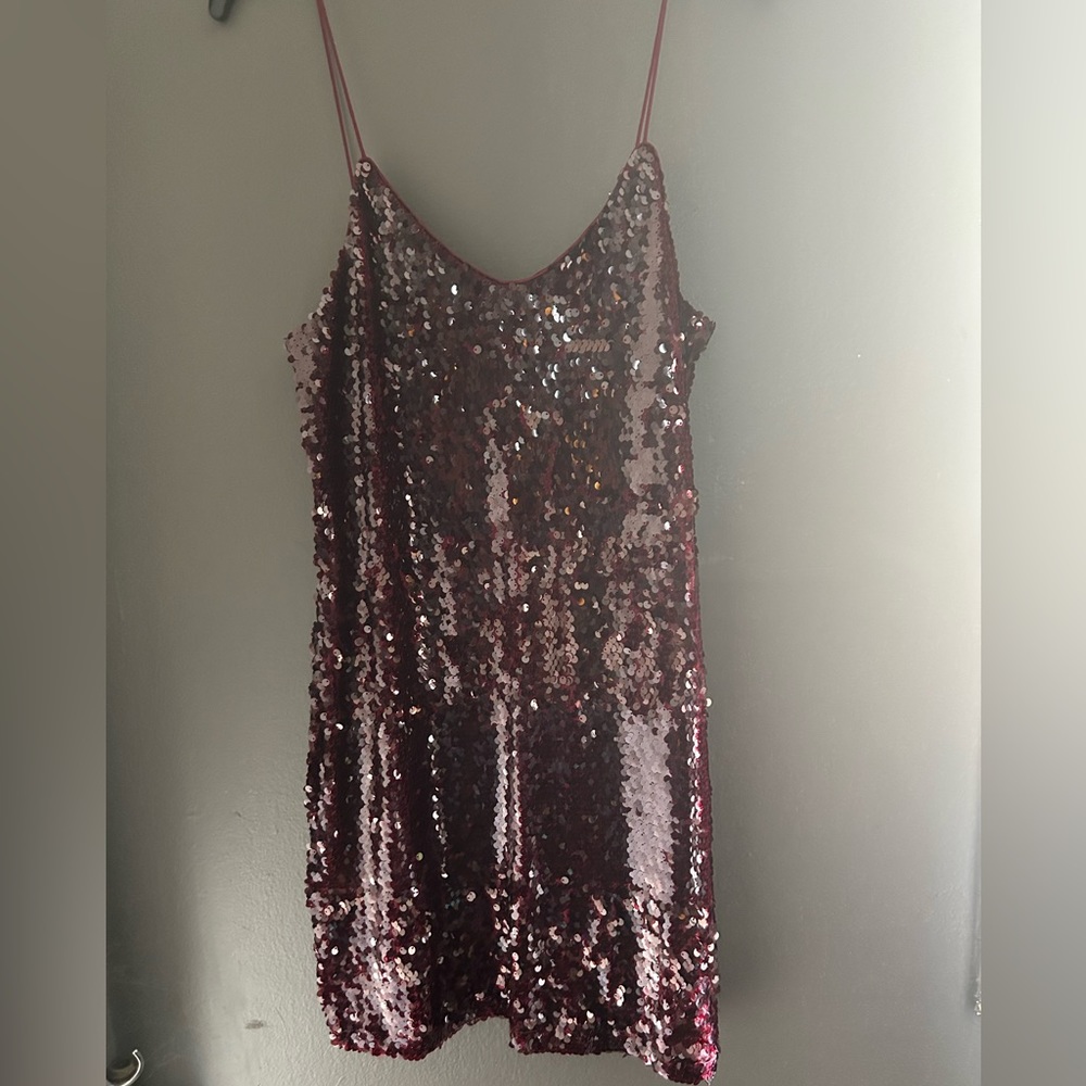 WAYF NWT Wine-Burgundyspaghetti strap sequence, mini dress SZ: Medium - Picture 6 of 9